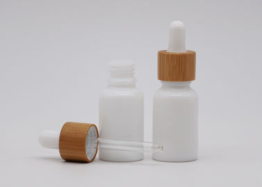 백색 유리제 사기그릇 Aromatherapy는 대나무 백색 점적기를 가진 30ml를 병에 넣습니다
